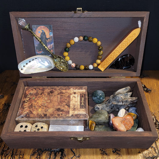 Tyldwick Tarot & Crystals Box Set