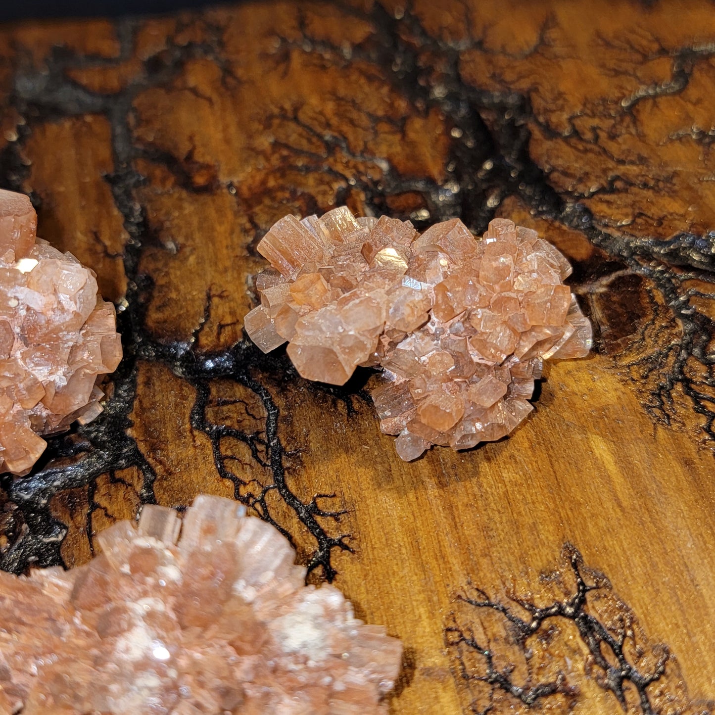 Aragonite Starburst Clusters